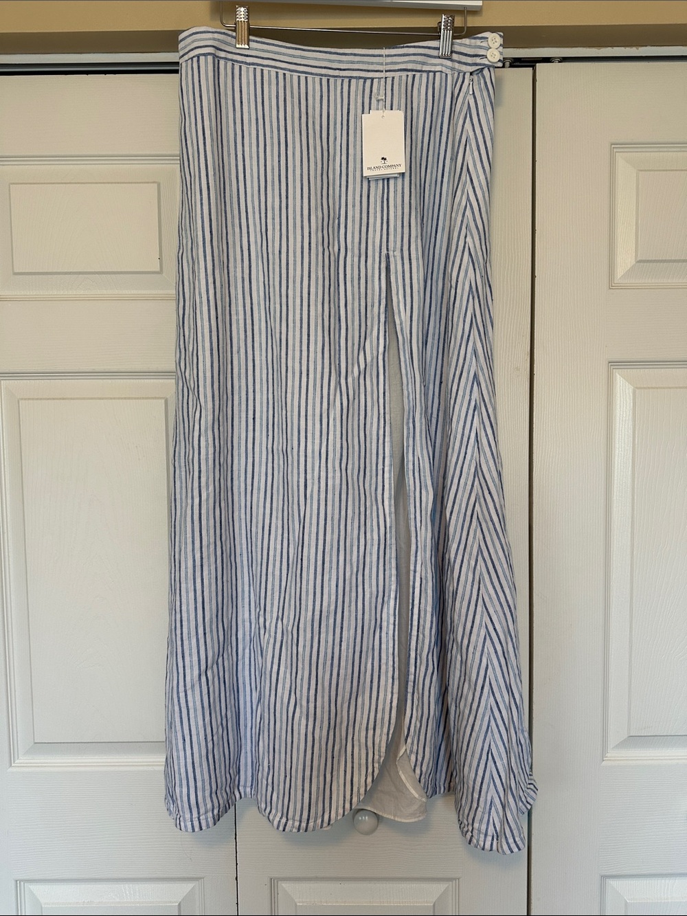 NWT Island Company Westward linen skirt